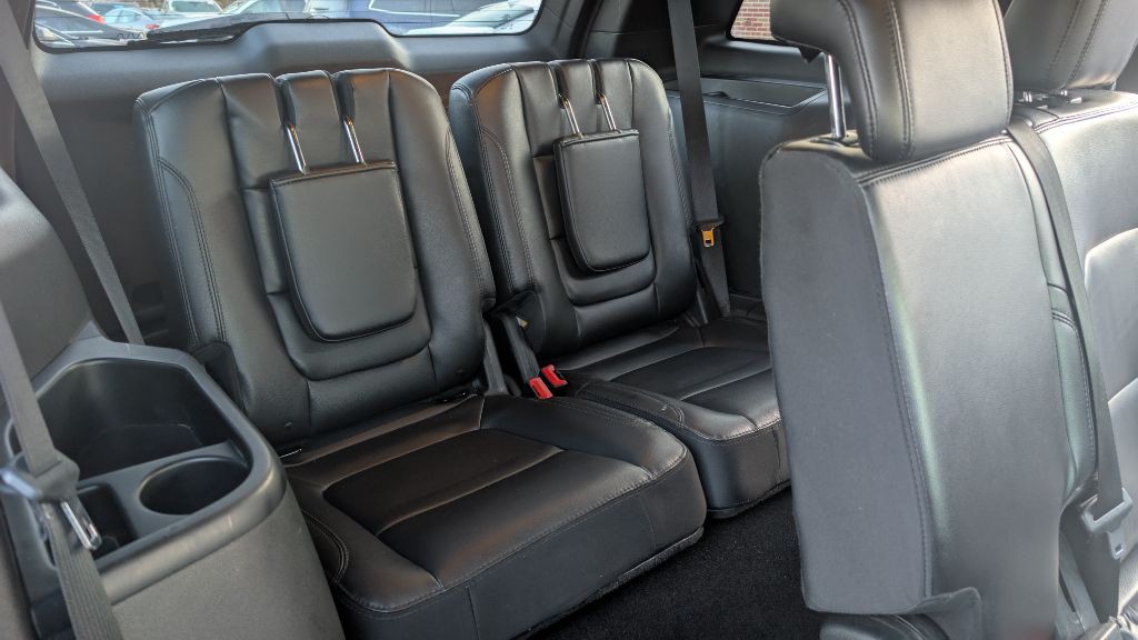 2018 Ford Explorer Image 12