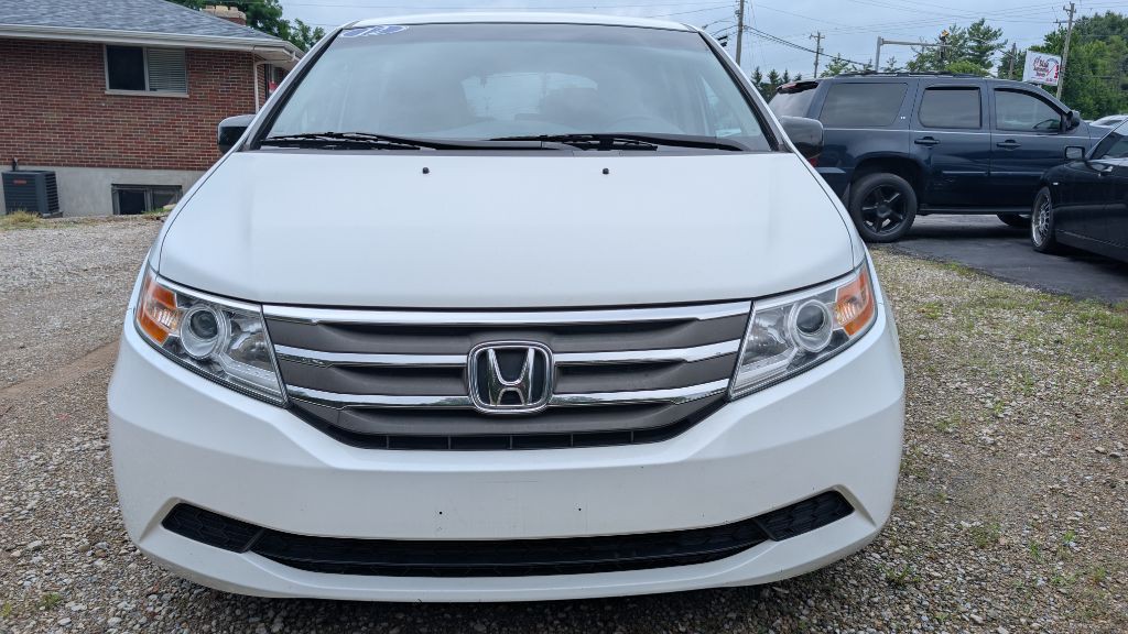 2012 Honda Odyssey Image 2