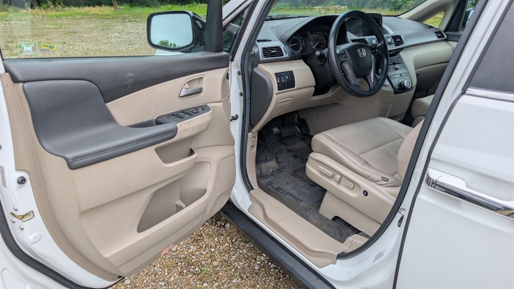 2012 Honda Odyssey Image 7