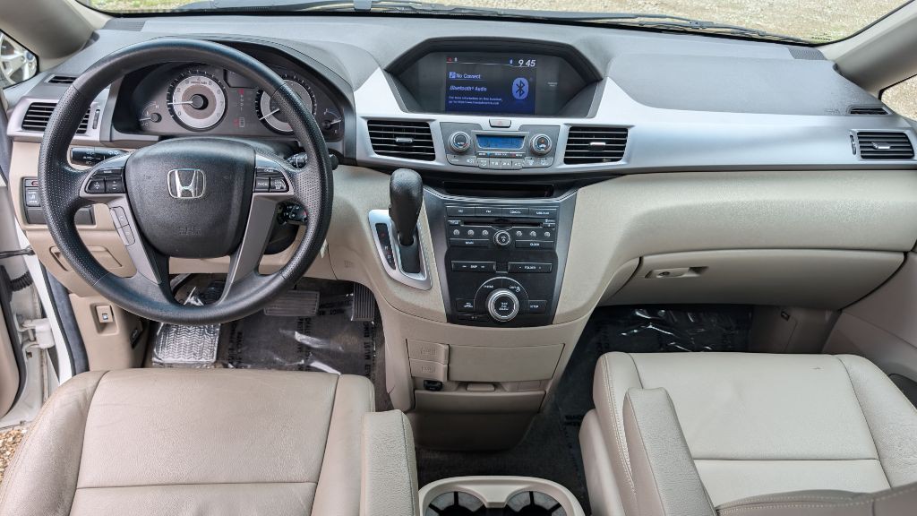 2012 Honda Odyssey Image 13