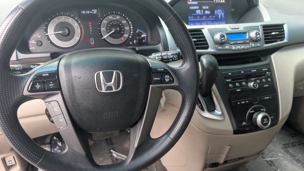 2012 Honda Odyssey Image 14