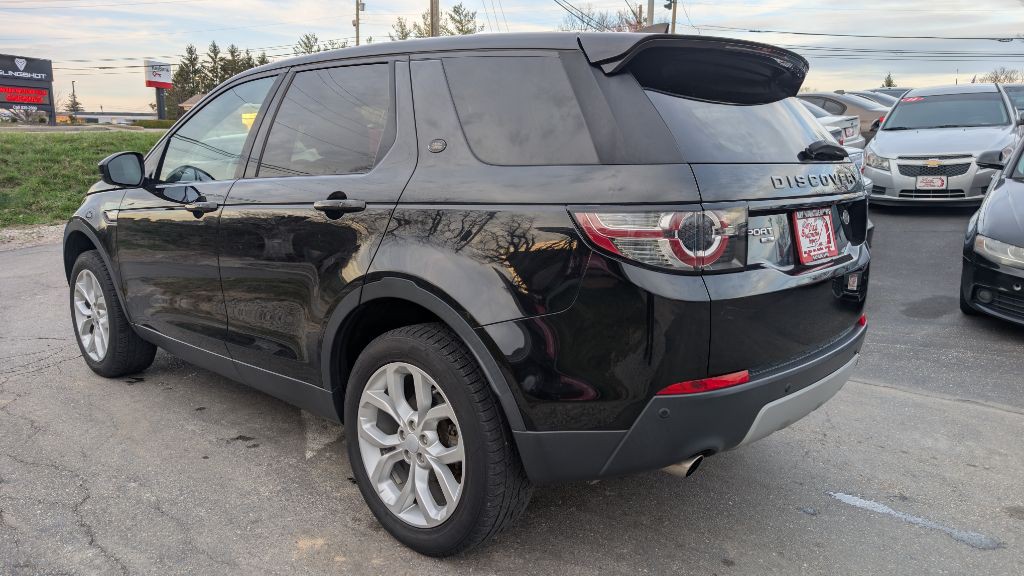 2017 Land Rover Discovery Sport Image 5