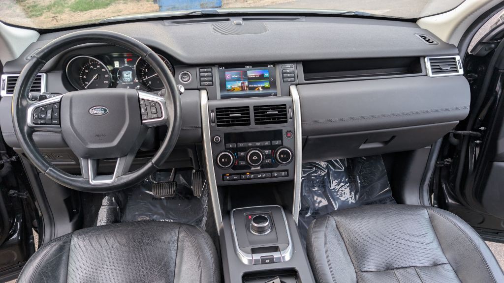2017 Land Rover Discovery Sport Image 13