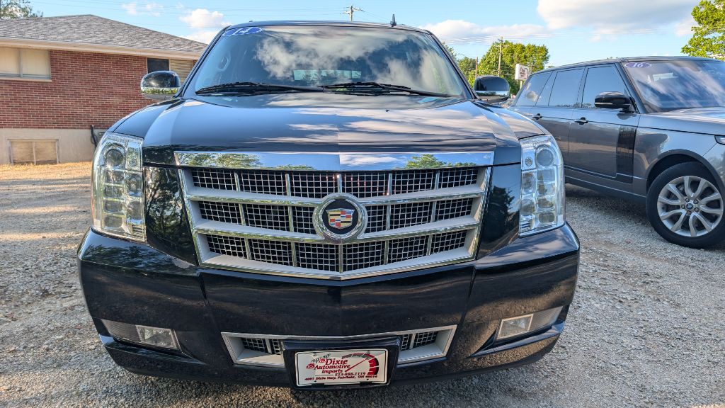 2014 Cadillac Escalade Image 2