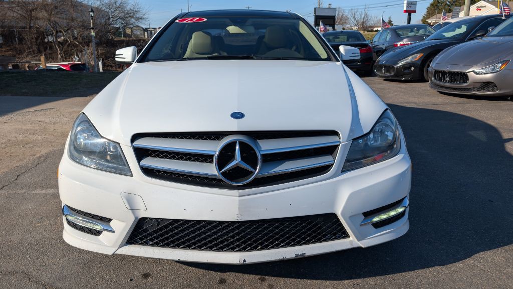 2013 Mercedes-Benz C-Class Image 2