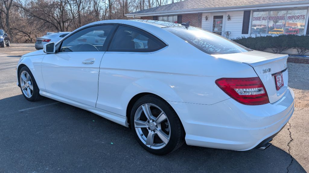 2013 Mercedes-Benz C-Class Image 6