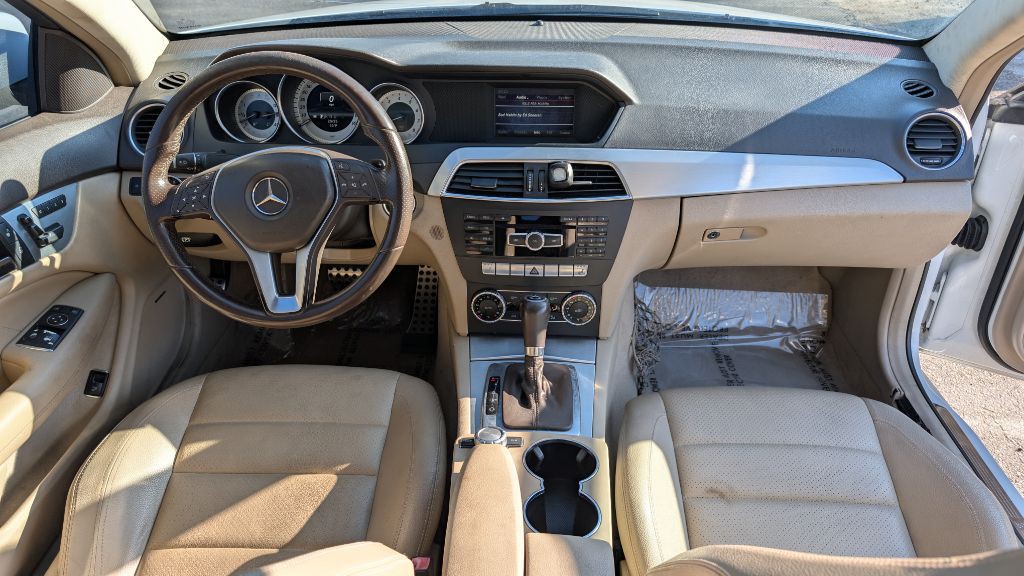 2013 Mercedes-Benz C-Class Image 10