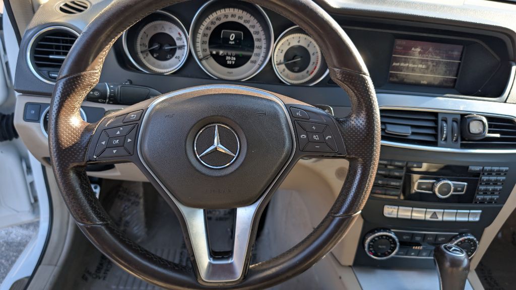 2013 Mercedes-Benz C-Class Image 13
