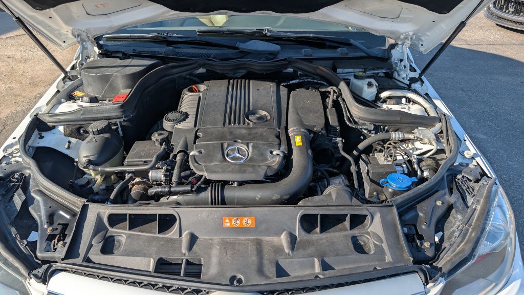 2013 Mercedes-Benz C-Class Image 18