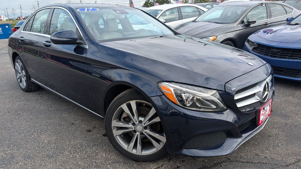 2017 Mercedes-Benz C-Class Image 1