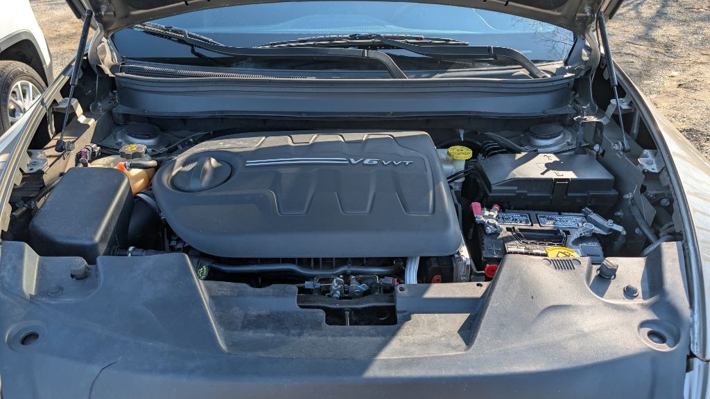 2017 Jeep Cherokee Image 19