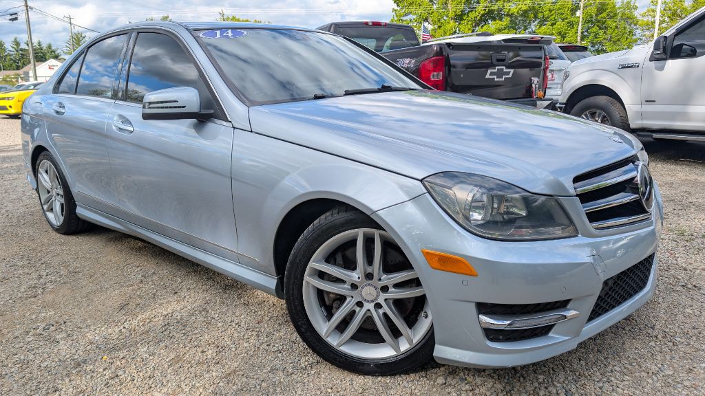 2014 Mercedes-Benz C-Class Image 1
