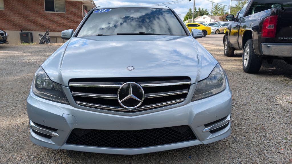 2014 Mercedes-Benz C-Class Image 2