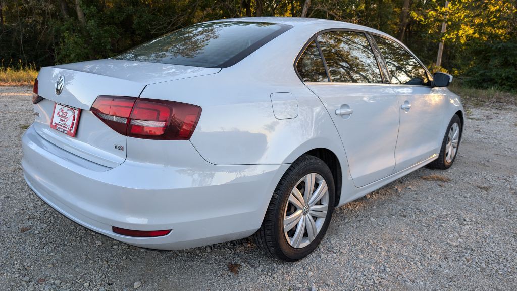 2017 Volkswagen Jetta Image 7