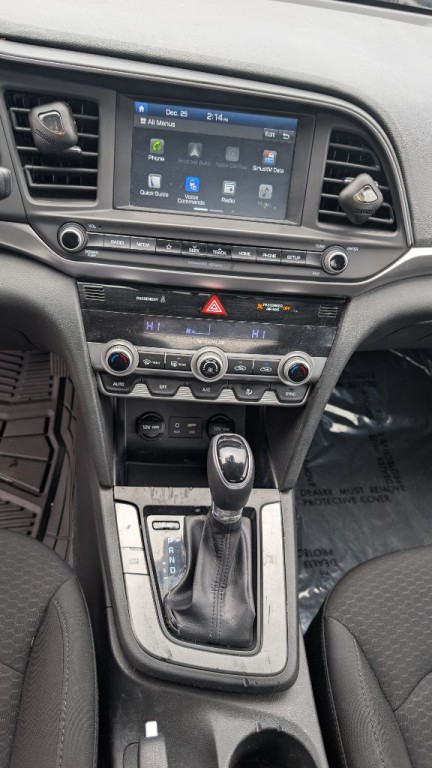 2020 Hyundai Elantra Image 16