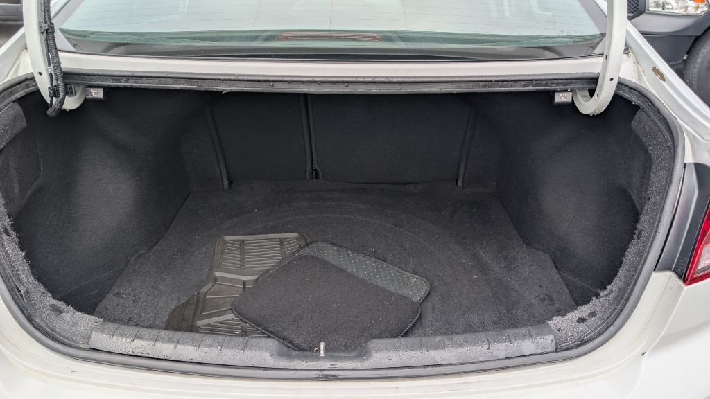 2020 Hyundai Elantra Image 18