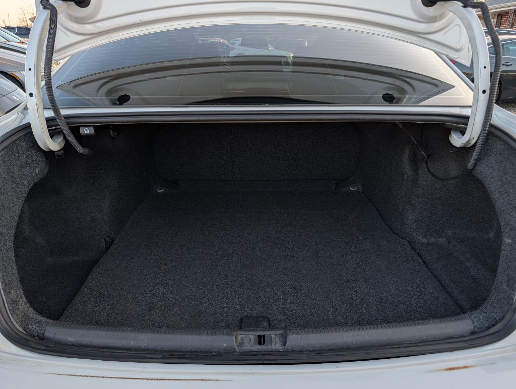 2018 Volkswagen Passat Image 19