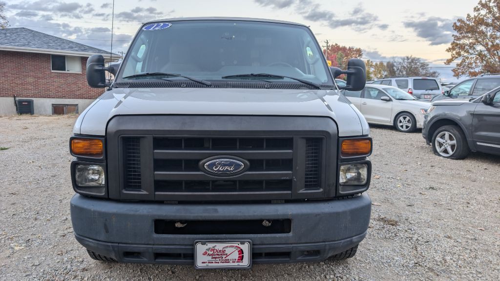 2012 Ford Econoline Image 2