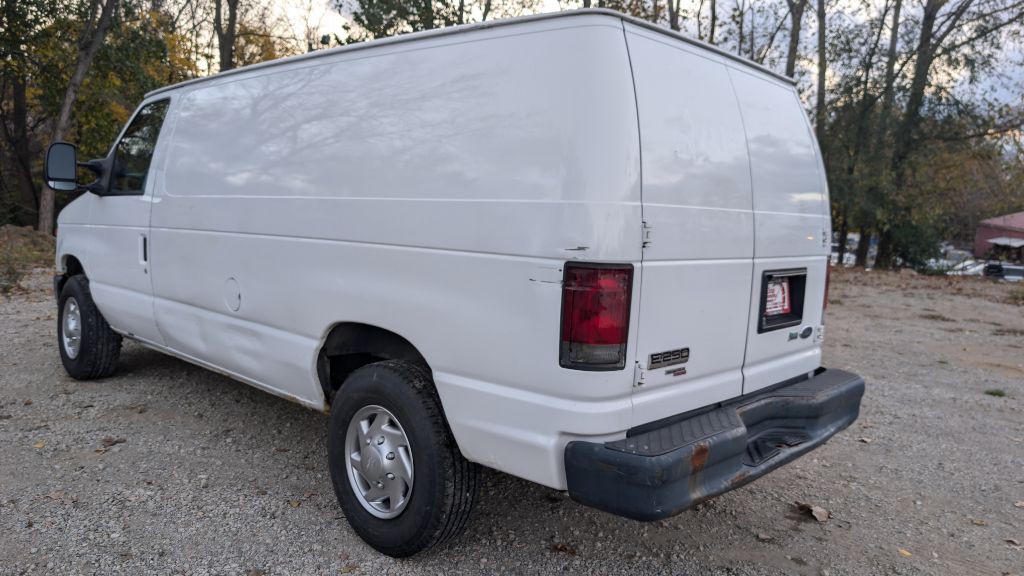 2012 Ford Econoline Image 4