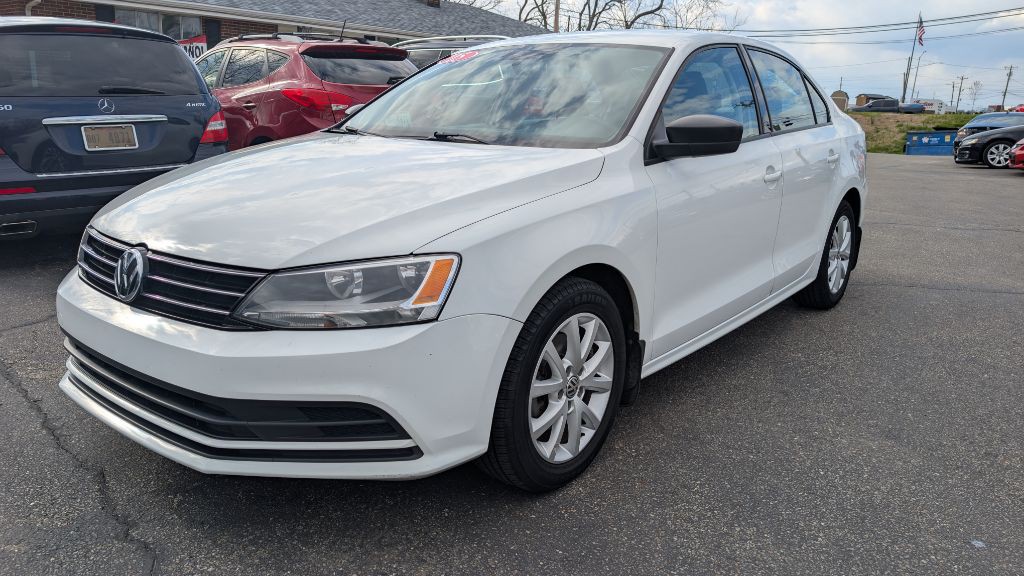 2015 Volkswagen Jetta Image 3