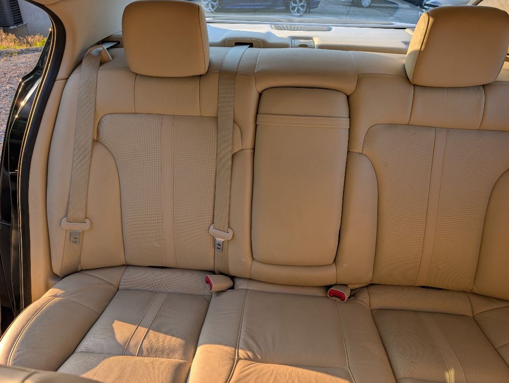 2014 Lincoln MKS Image 13