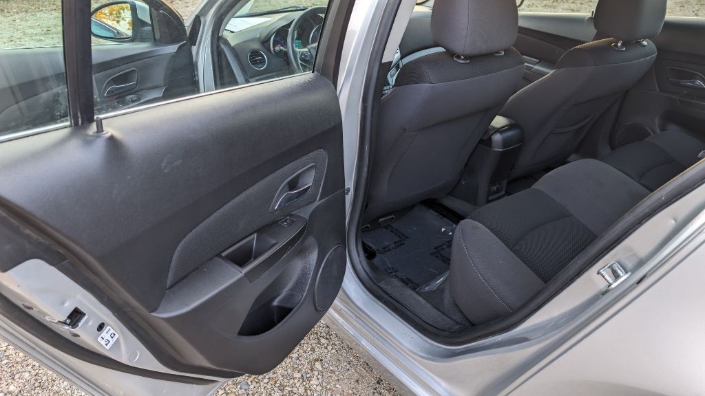 2016 Chevrolet Cruze Image 12