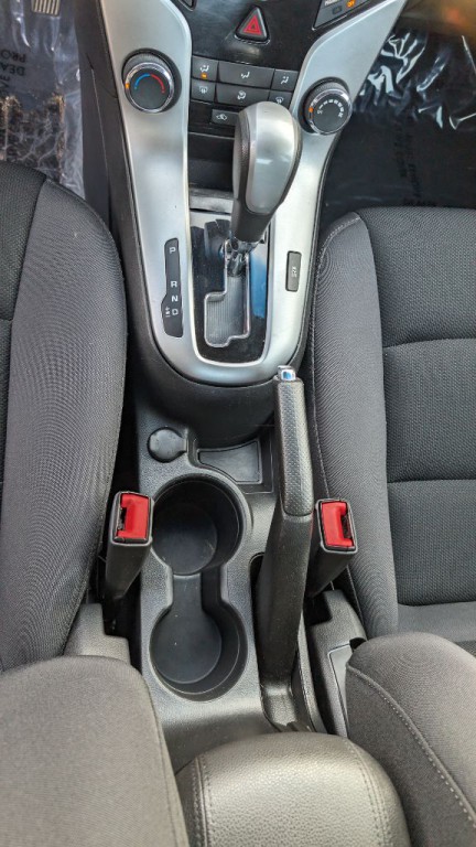 2016 Chevrolet Cruze Image 15