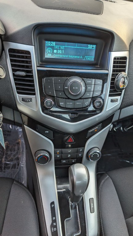 2016 Chevrolet Cruze Image 17