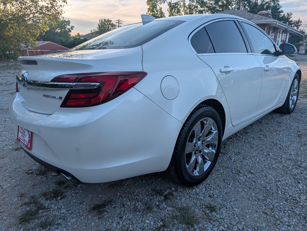 2015 Buick Regal Image 6