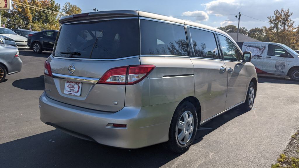 2012 Nissan Quest Image 6