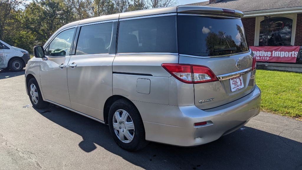 2012 Nissan Quest Image 7