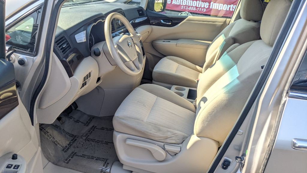2012 Nissan Quest Image 9