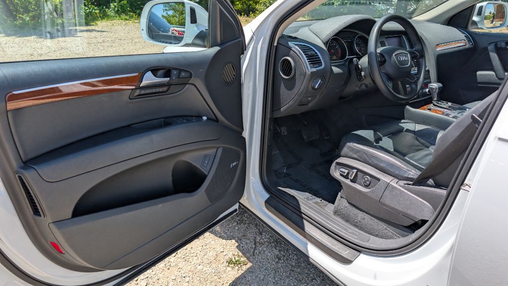 2015 Audi Q7 Image 7
