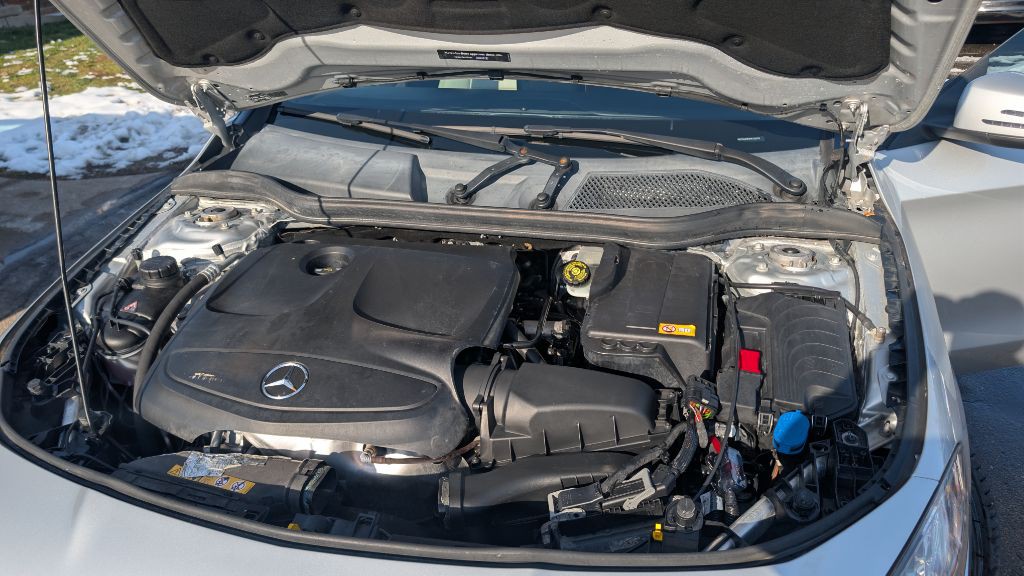 2014 Mercedes-Benz CLA-Class Image 20