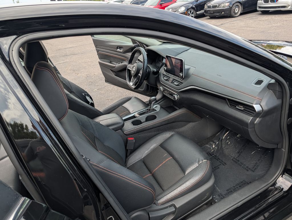 2019 Nissan Altima Image 13