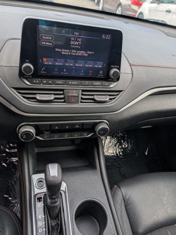 2019 Nissan Altima Image 17
