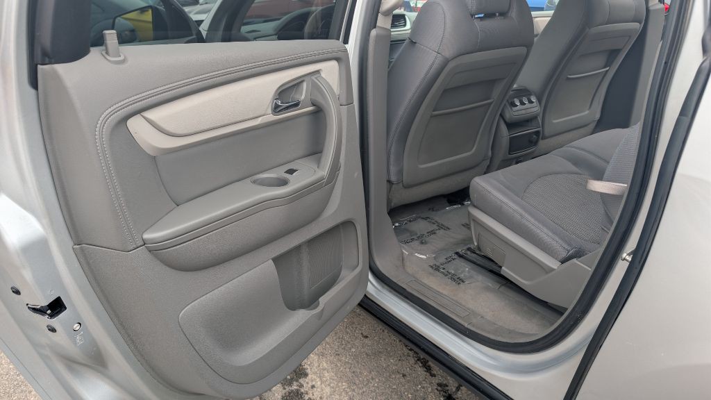 2017 Chevrolet Traverse Image 8