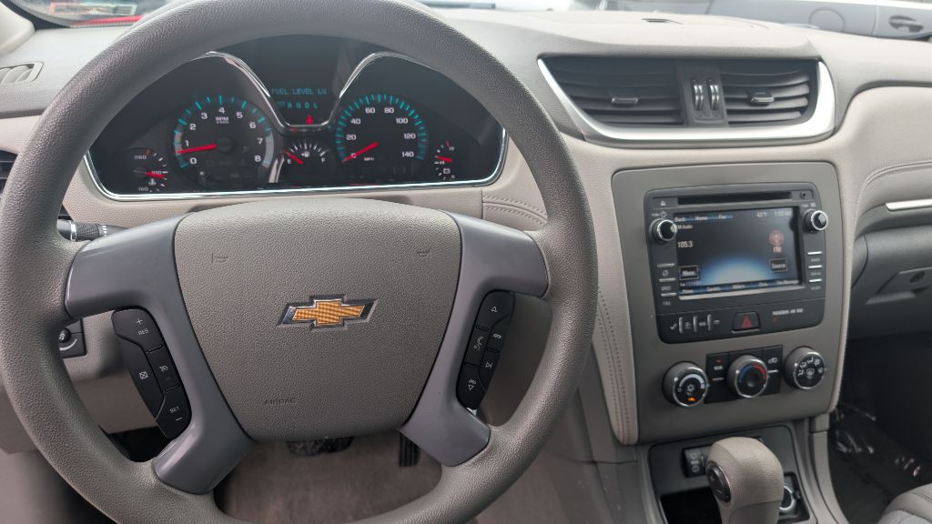 2017 Chevrolet Traverse Image 16