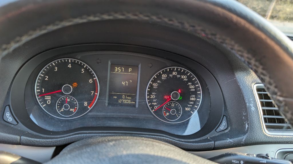 2014 Volkswagen Passat Image 16