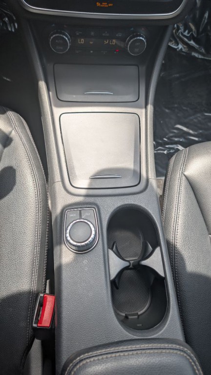 2014 Mercedes-Benz CLA-Class Image 17
