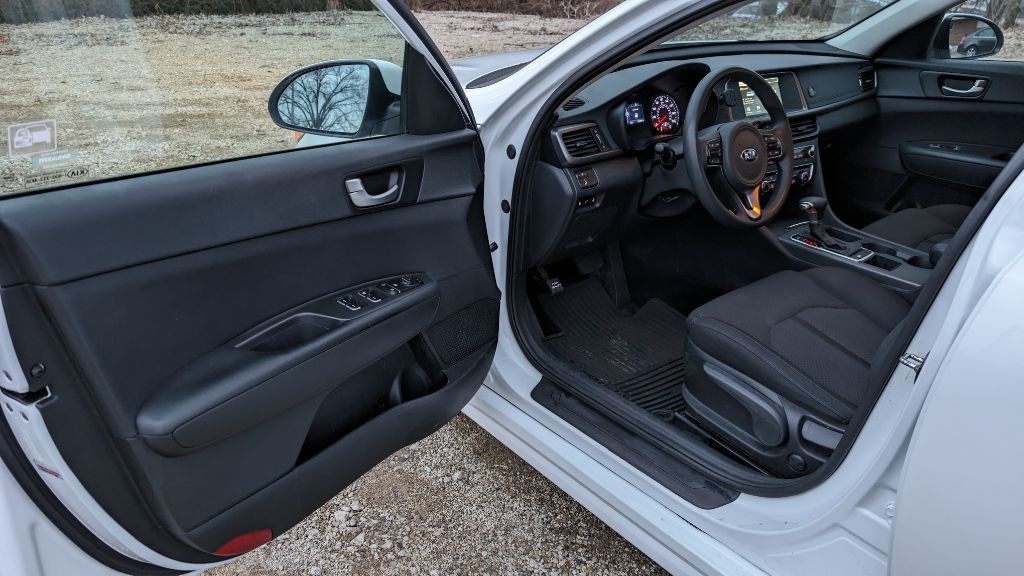 2018 Kia Optima Image 8