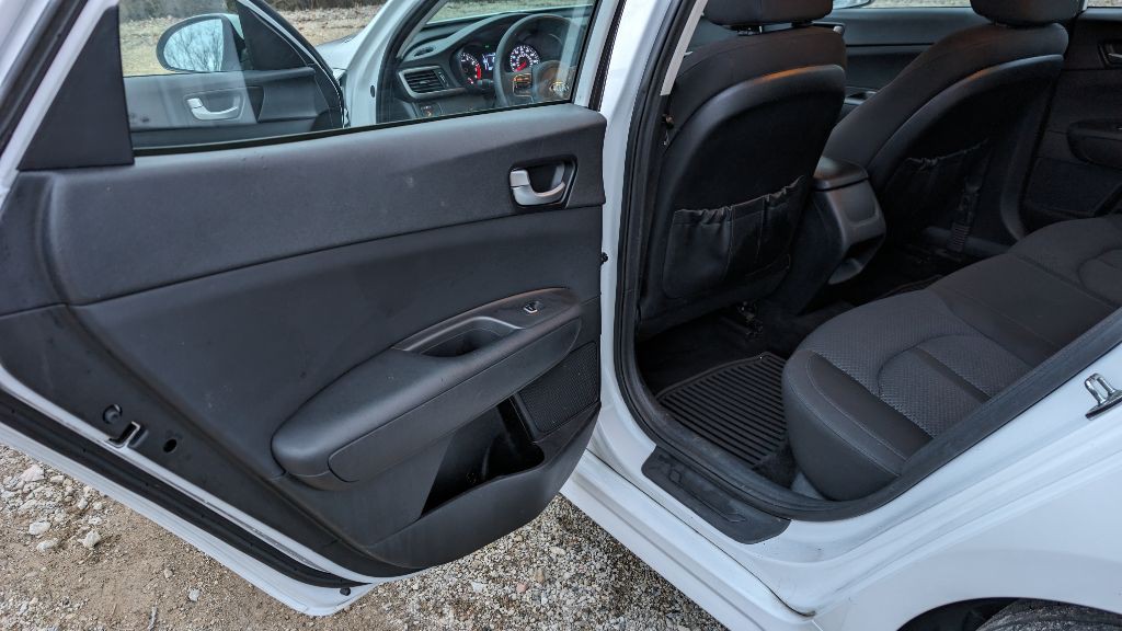 2018 Kia Optima Image 9
