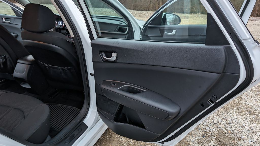2018 Kia Optima Image 11