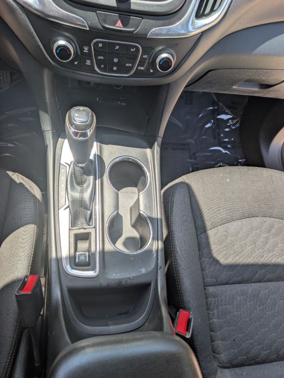 2018 Chevrolet Equinox Image 17
