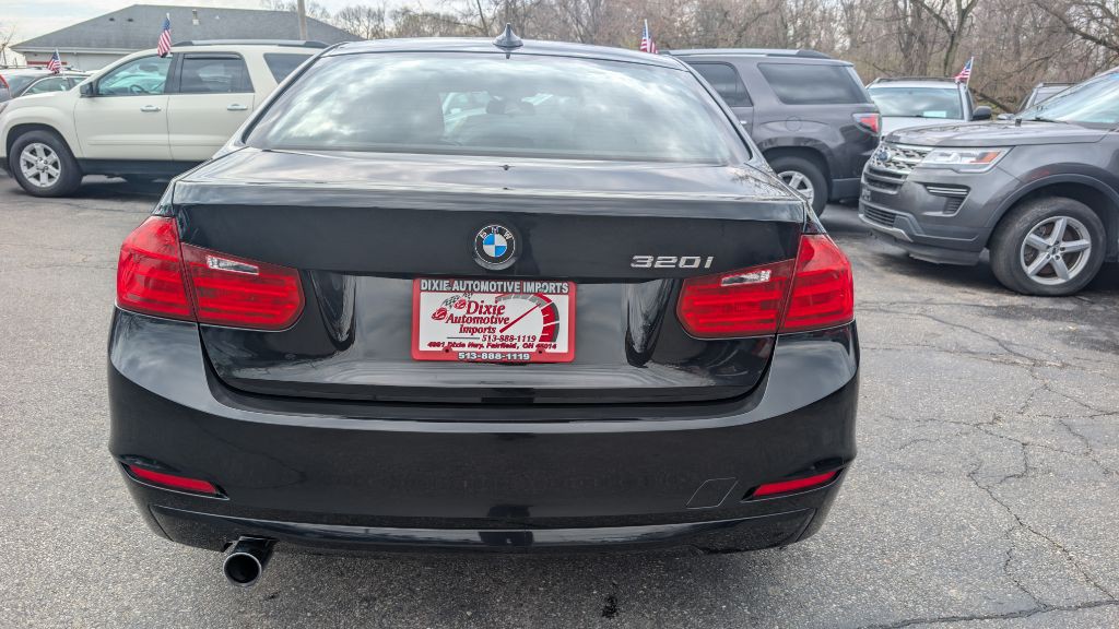 2015 BMW 3 Series Image 6