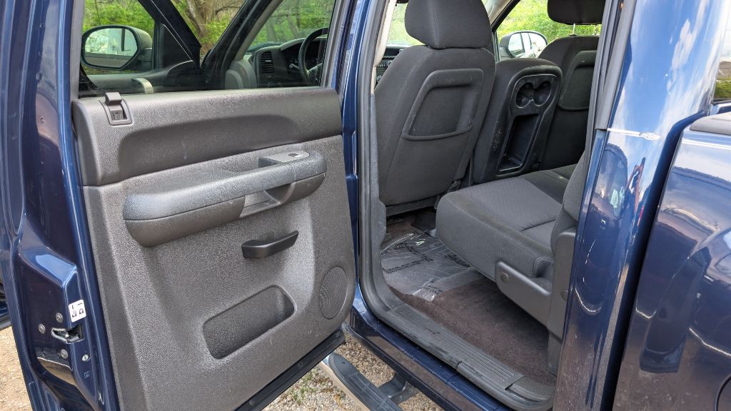 2011 Chevrolet Silverado 1500 Image 8