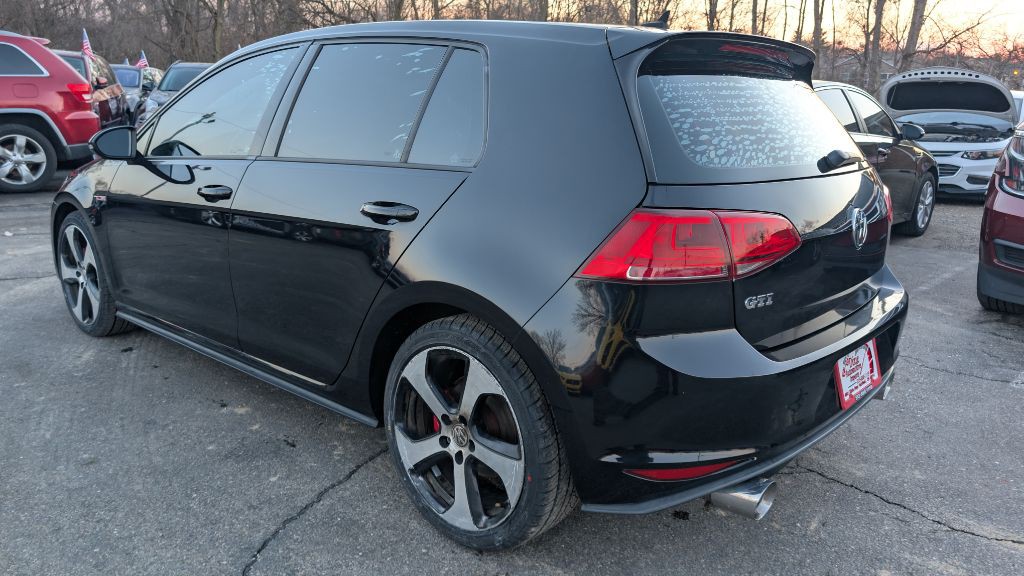 2016 Volkswagen GTI Image 4