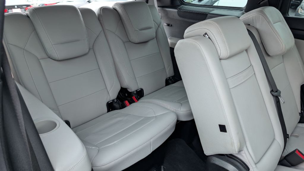 2016 Mercedes-Benz GL-Class Image 10