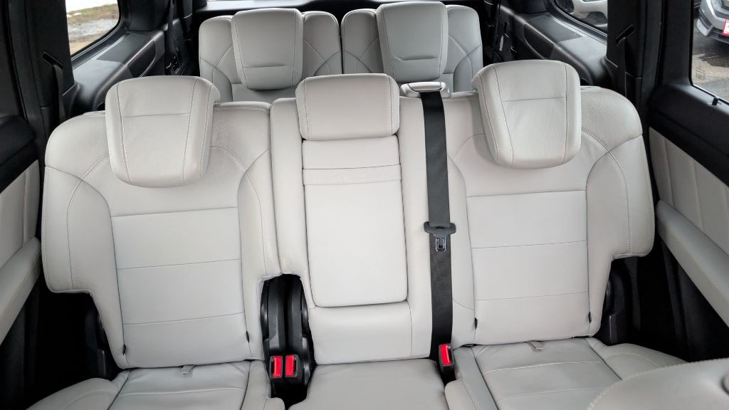 2016 Mercedes-Benz GL-Class Image 12