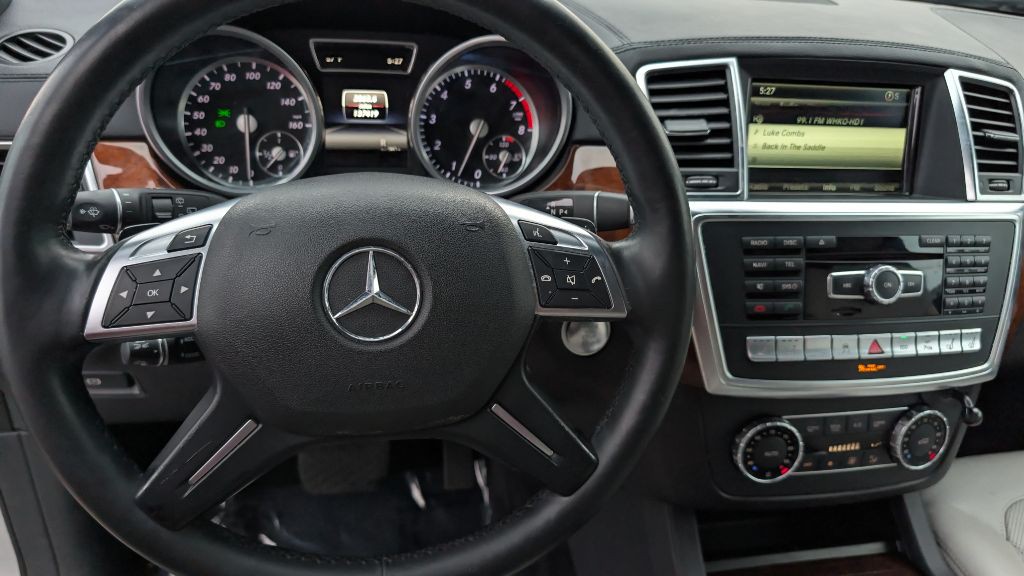 2016 Mercedes-Benz GL-Class Image 15